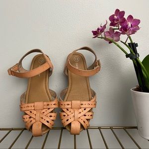 Cat & Jack tan sandals